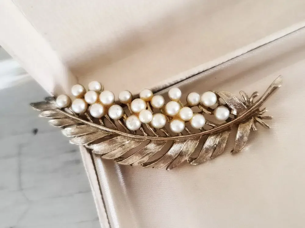 Vintage Signed ART Arthur Pepper Faux Pearl Leaf Brooch